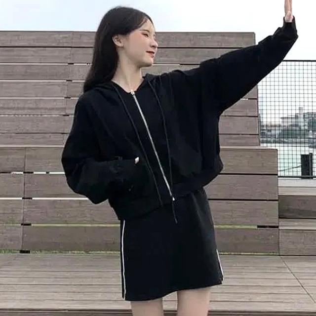 シンプル ショート丈 パーカー