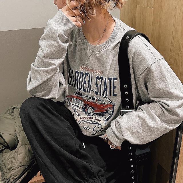 ルーズグラフィックプリント スウェット