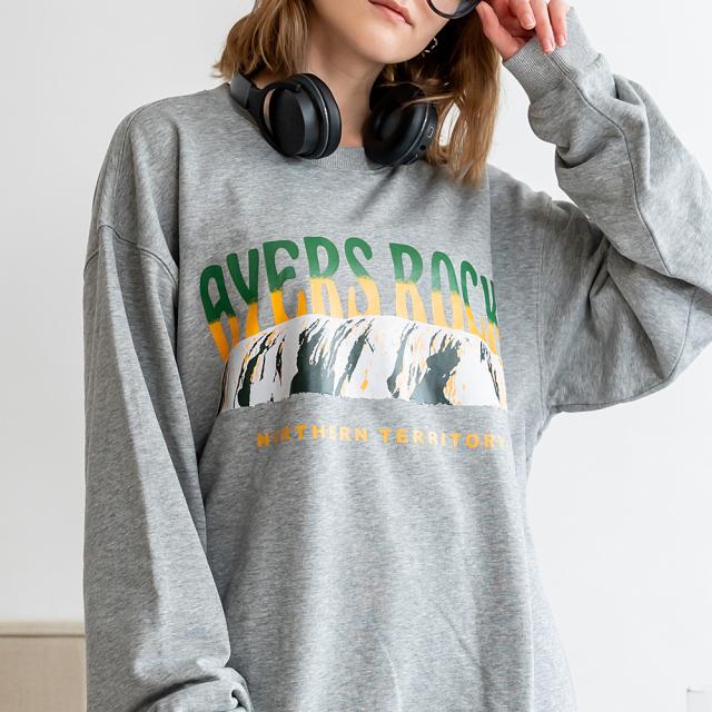 ルーズグラフィックプリント スウェット