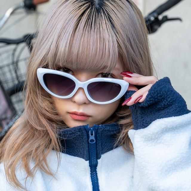 オーバル キャットアイ カラーレンズ サングラス Y2K