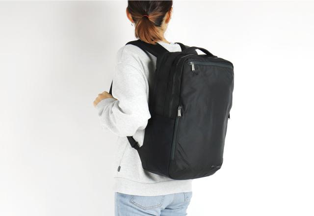 【リュック】送料無料 Columbia STAR RANGE SQUARE BACKPACK M PU8672