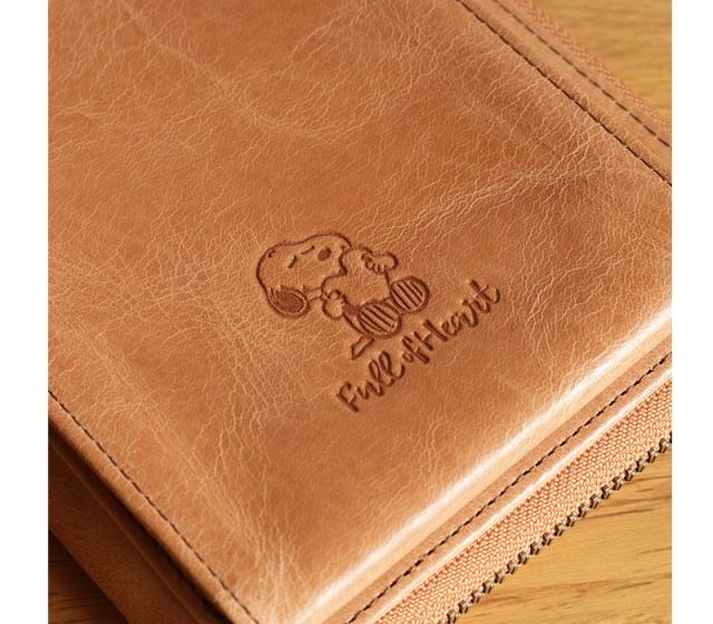 PEANUTS SNOOPY Full of Heart 財布