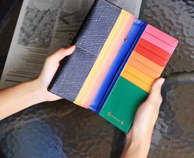 CASTELBAJAC(カステルバジャック) Rainbow(レインボー) 長財布 小銭入れあり 079614