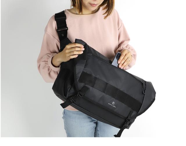 MICHAEL LINNELL メッセンジャーバッグ MLAC-26