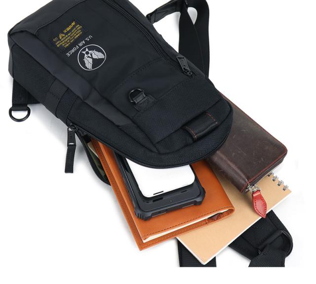 AVIREX (アヴィレックス) REGLESS (リグレス)シリーズ ボディバッグ AX2200