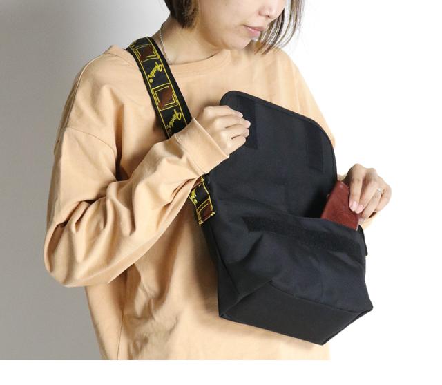 Fender (フェンダー)  ミニショルダーバッグ 950-6052 