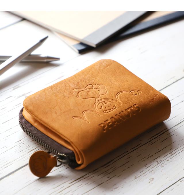 【商品レビュー記入で+5%】スヌーピー グッズ 大人向け 財布 レディース 二つ折 スヌーピー PEANUTS SNOOPY GLOVE 袋縫いラウンド二つ折り財布 73017 サイフ ウォレット 本革 牛革 レザー 革財布 小銭入れ 2つ折り ピーナッツ  ピーナツ キャラクター ブランド メンズ 商品レビュー記入で+5%】スヌーピー グッズ 大人向け 財布 レディース