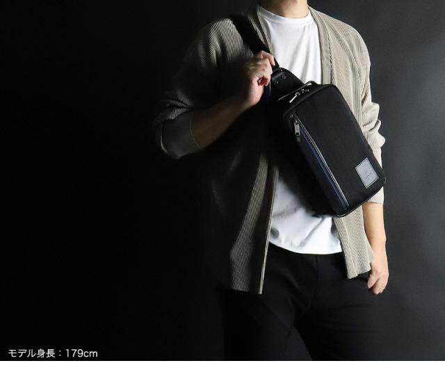 LANVIN en Bleu (ランバンオンブルー) LILLE(リール)  ボディバッグ 530911 