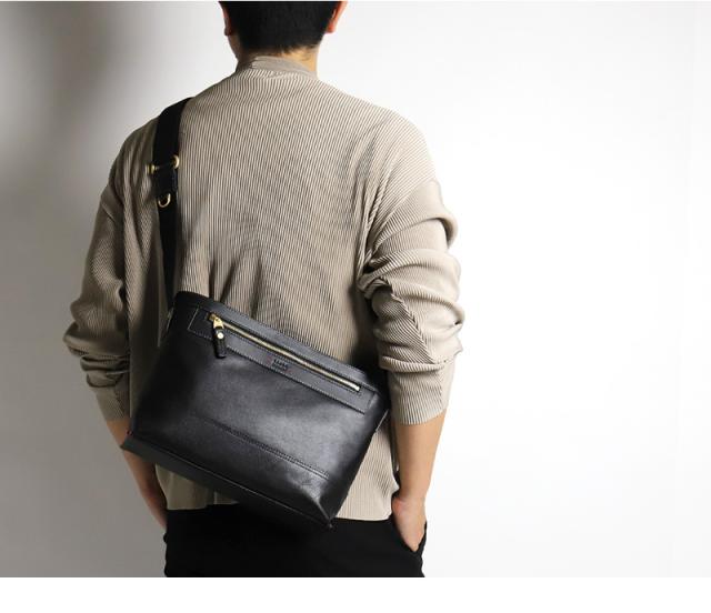 TAKEO KIKUCHI (タケオキクチ) マンチェスターシリーズ ショルダーバッグ 705162