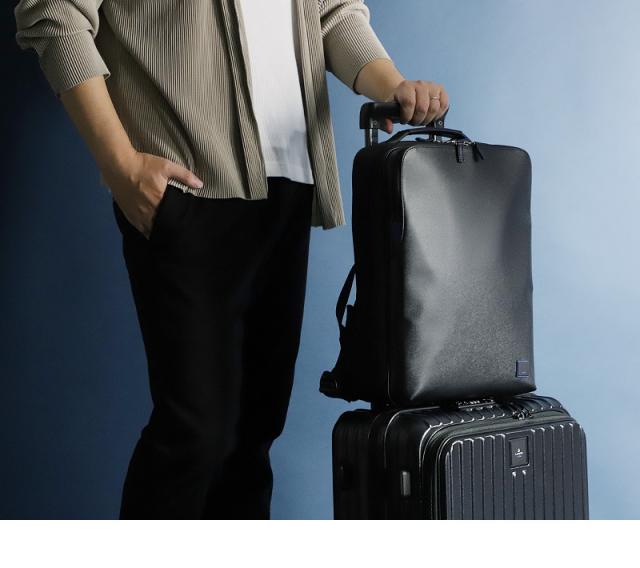 LANVIN en Bleu (ランバンオンブルー) HOMES(ホームズ) ビジネスリュック 523711