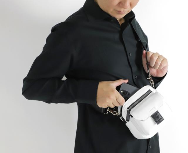 TAKEO KIKUCHI (タケオキクチ) ベルクロ2シリーズ ショルダーバッグ 732122