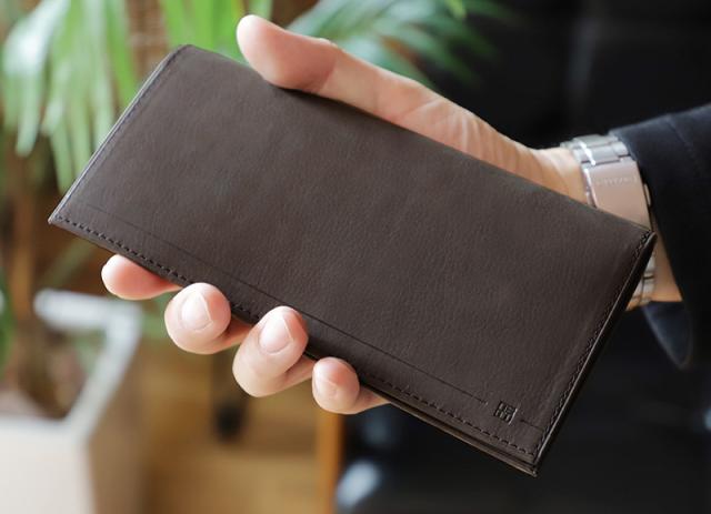 IS/IT (イズイット) GANNI小物(ガニー小物) 長財布 小銭入れなし 985605 