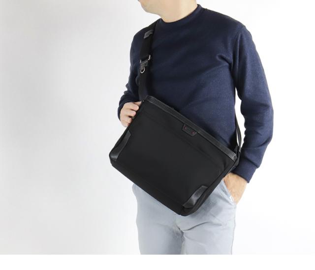 TAKEO KIKUCHI (タケオキクチ) マーカスシリーズ ショルダーバッグ 715112