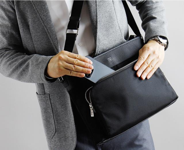 TAKEO KIKUCHI (タケオキクチ) インターシリーズ ショルダーバッグ 748113 