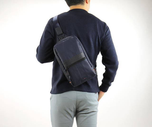 IS/IT (イズイット) Grinza(グリンザ) ボディバッグ 965911