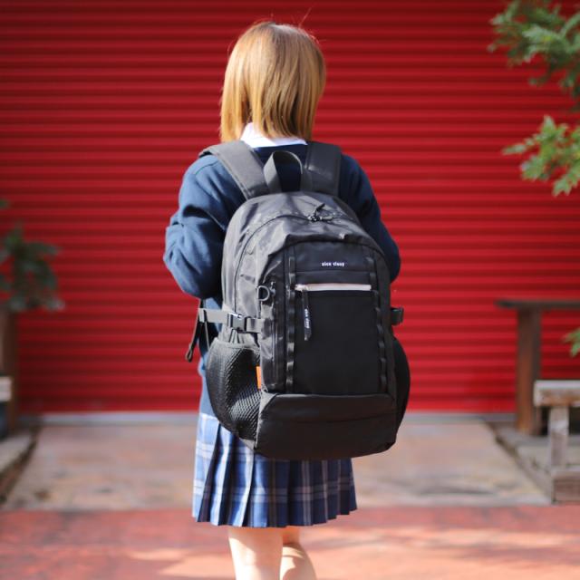 NICE CLAUP デイパック