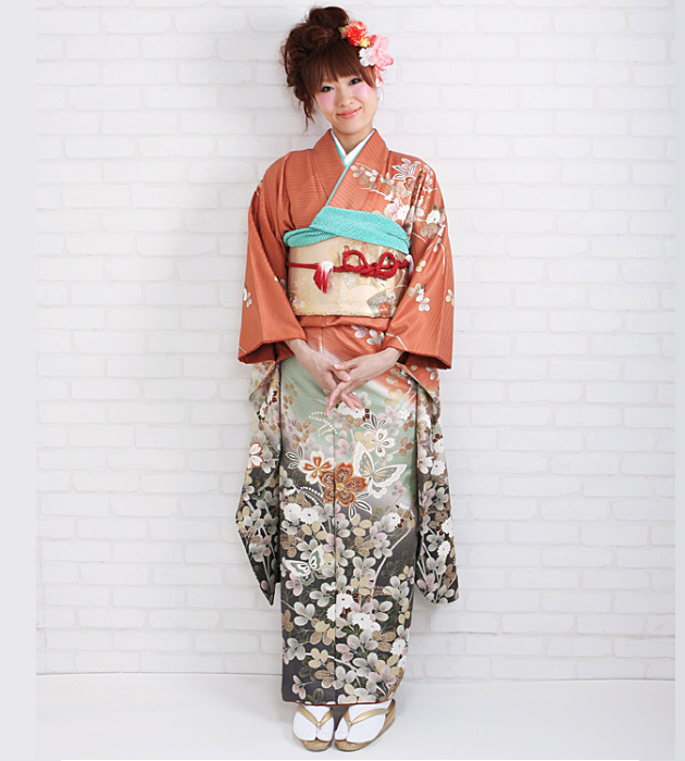 成人式 1月使用 振袖 レンタル オレンジ・グリーン・グレー色 蝶に四季