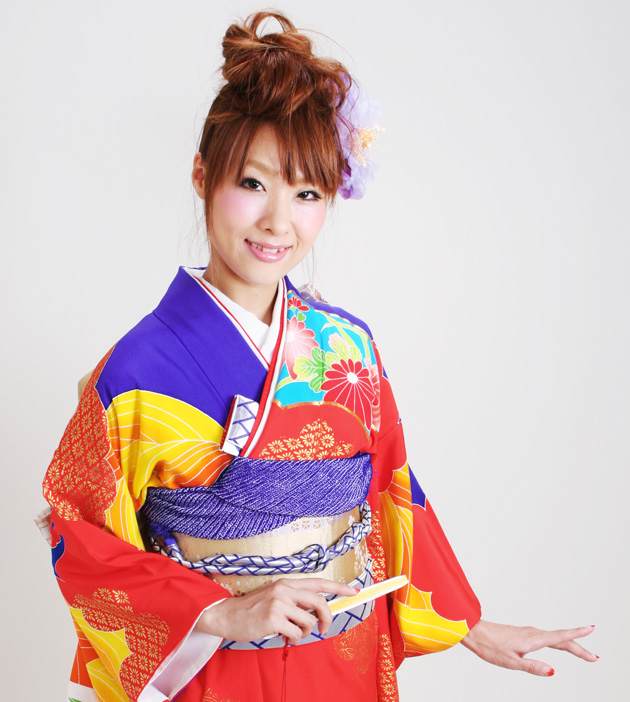 引き振袖レンタル 赤 色振袖 黒引き振袖 NT-70 花柄 沖縄 花嫁 送料