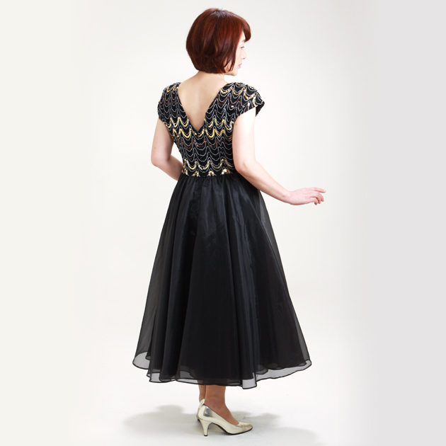 パーティードレスレンタル