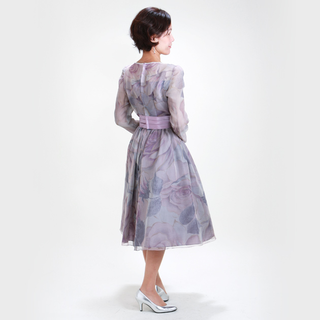 パーティードレスレンタル