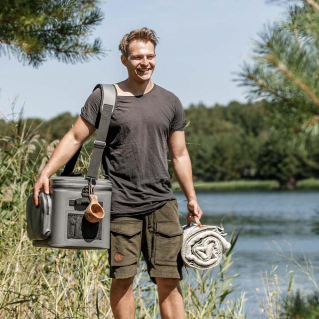 ペトロマックス Petromax クーラーバッグ 22L (サンド 13903-1