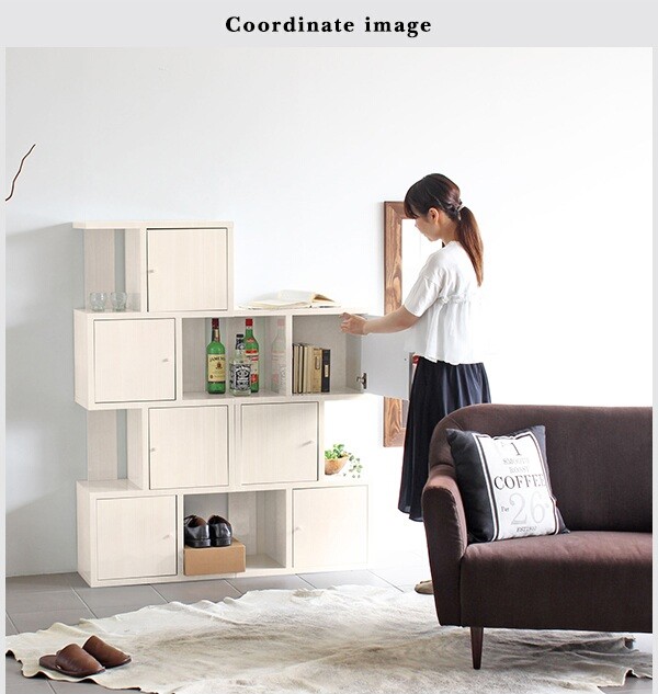 キャビネット 鏡面 おしゃれ 収納ボックス ラック 本棚 飾り棚