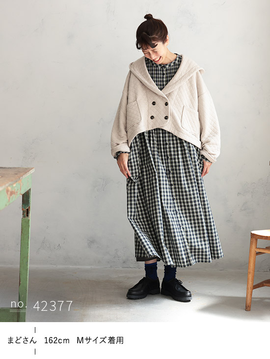 《通常販売START！》まぁるいキルトのジャケット レディース アウター 羽織り 長袖 ショート丈フード付き キルティング 中綿