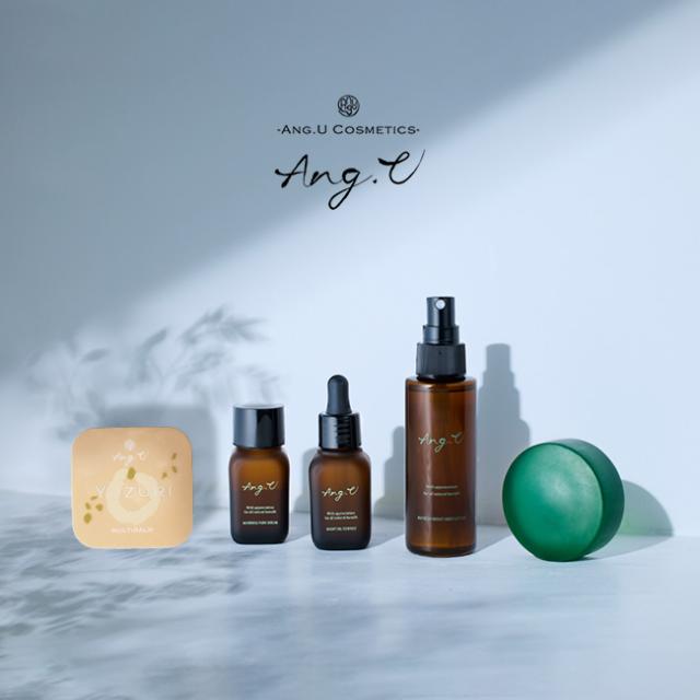 Ang.U アンジーユー モーニングピュアセラム 30ml 《2個セット》(朝用 美容液 セラム 日本製 化粧品 女優 高橋惠子 プロデュース モリンガ 植物性 オイル 朝 保湿 潤い 二層式美容液 シトラス 香り)