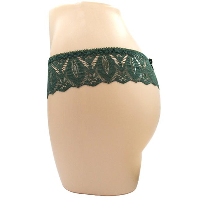 透け感レースで大人可愛く、後ろ姿まで魅力的なTバック