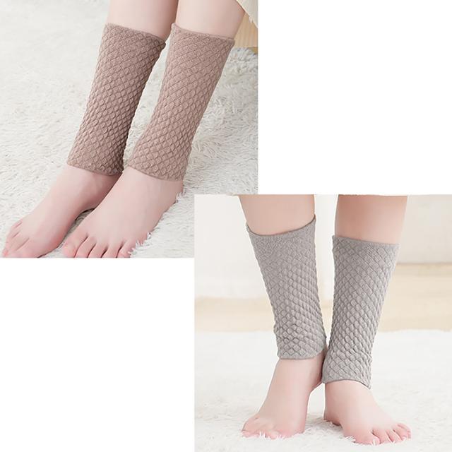 二重編みでしっかり保温！コンパクトなレッグウォーマー
