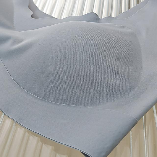 【送料無料】 素肌感覚 ノンワイヤーシームレスブラ