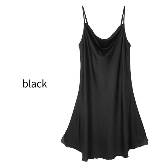 艶めくサテン セクシーなスリット入りシンプルスリップ