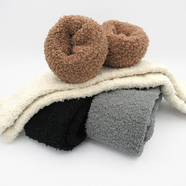 【送料無料】1本で2役の万能あったかもこもこウォーマー