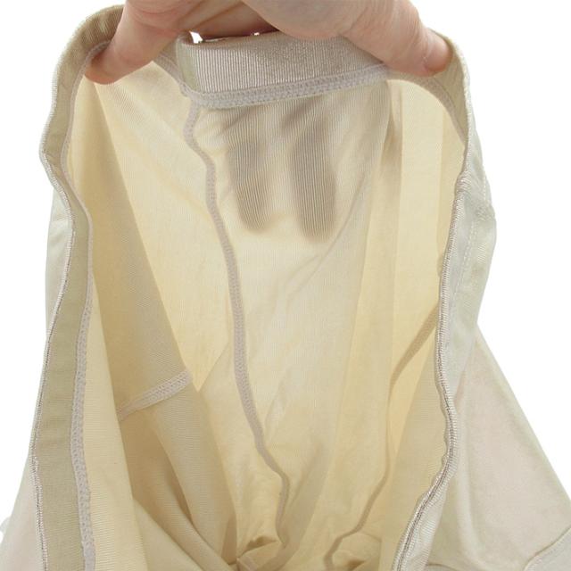 圧倒的存在感！視線釘付けキラキラ輝く個性派ロングボクサー