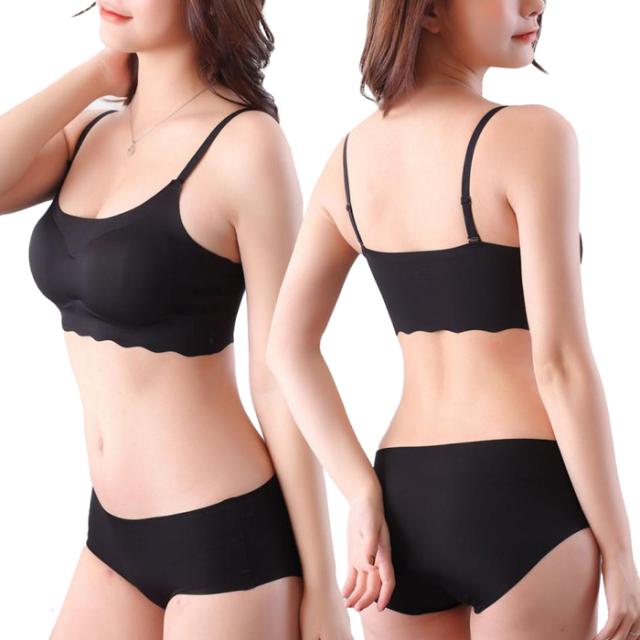 素肌感覚  肩紐調節付 取り外し可能な成形パッド付