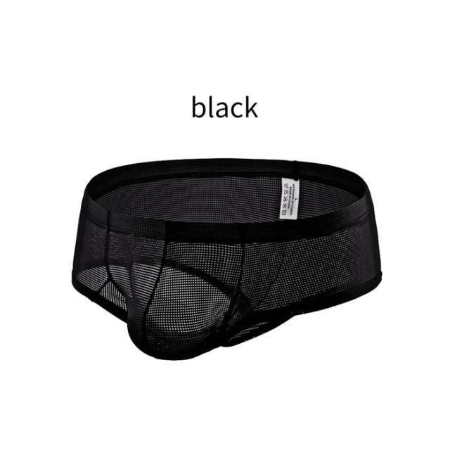 メッシュ素材で快適♪通気性抜群なブラジリアンショーツ