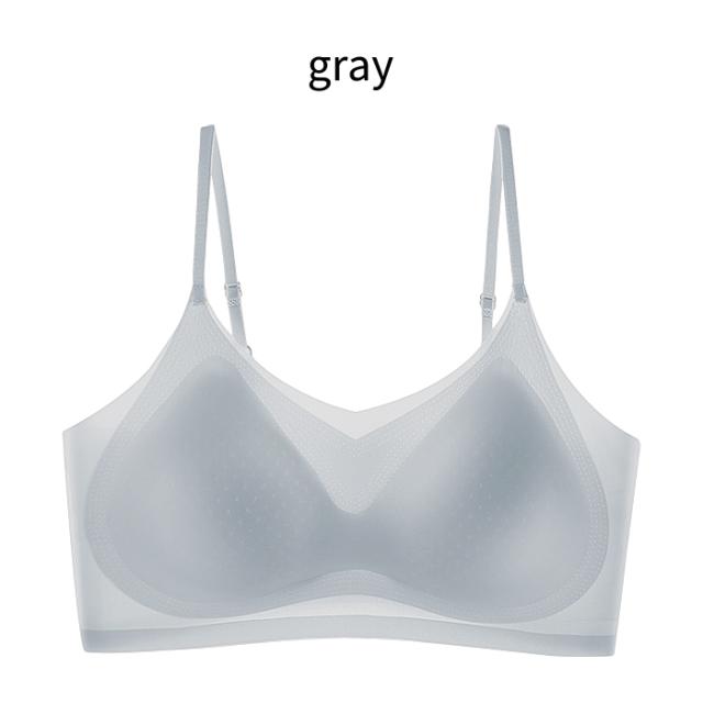 【 送料無料 】 紙より薄いシームレスノンワイヤーブラ