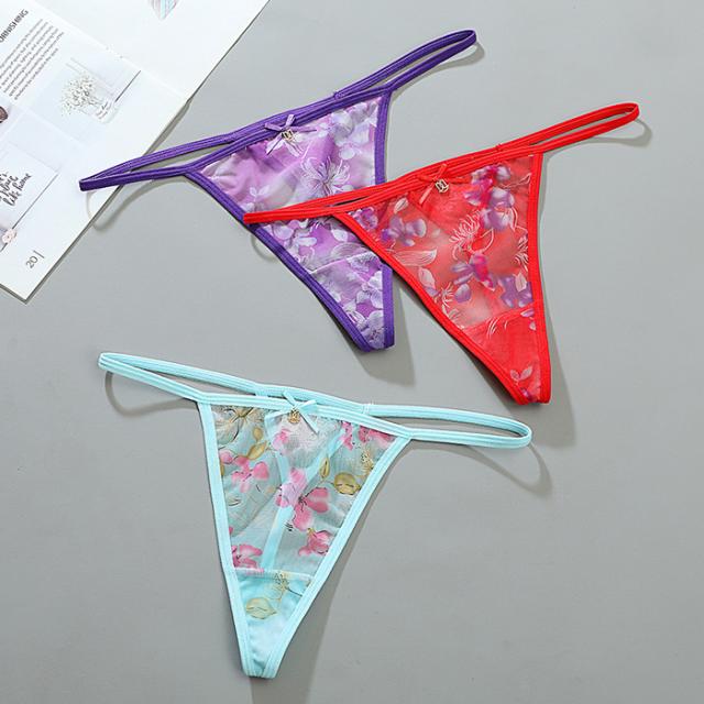 透ける花柄生地とゴム紐の極小Gストリング