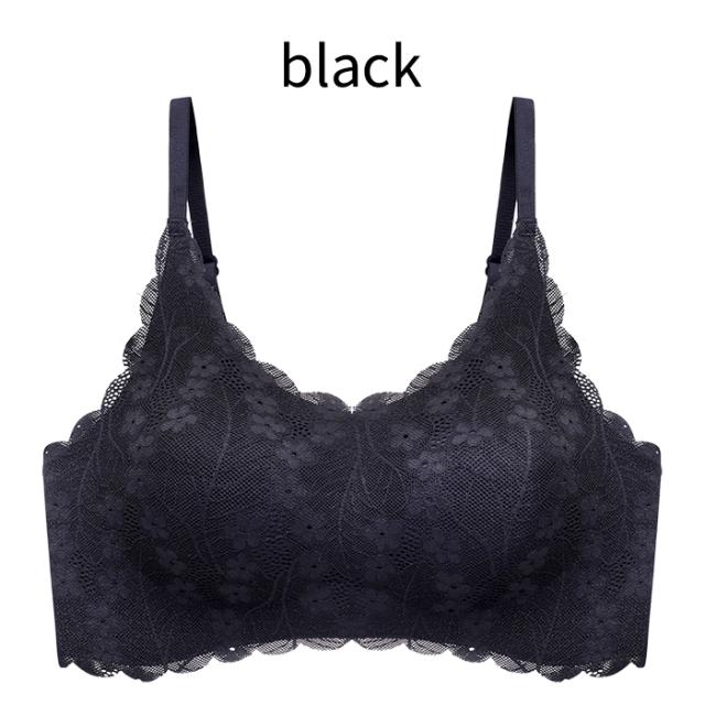 毎日着たくなる、花柄レース×シームレスブラ