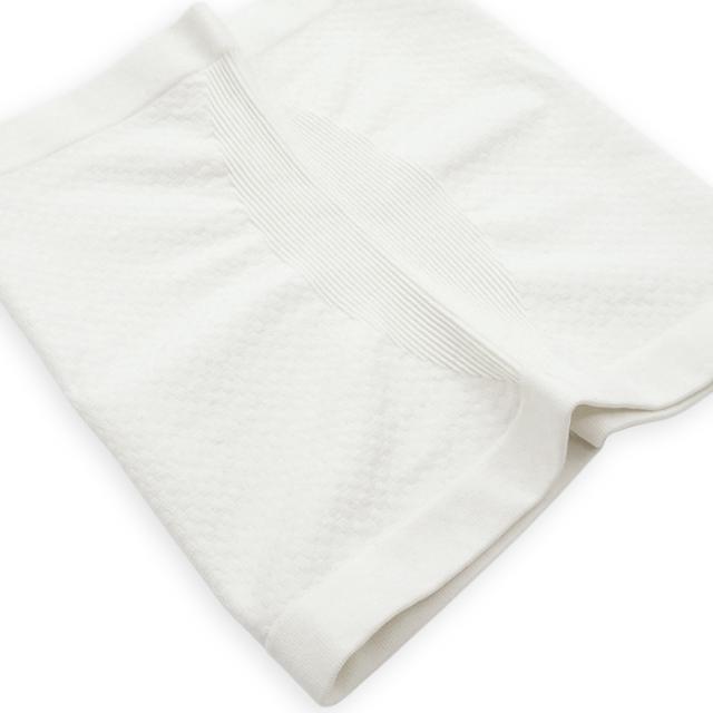 【送料無料】 シルク混でやさしく腰を支える 腹巻サポーター