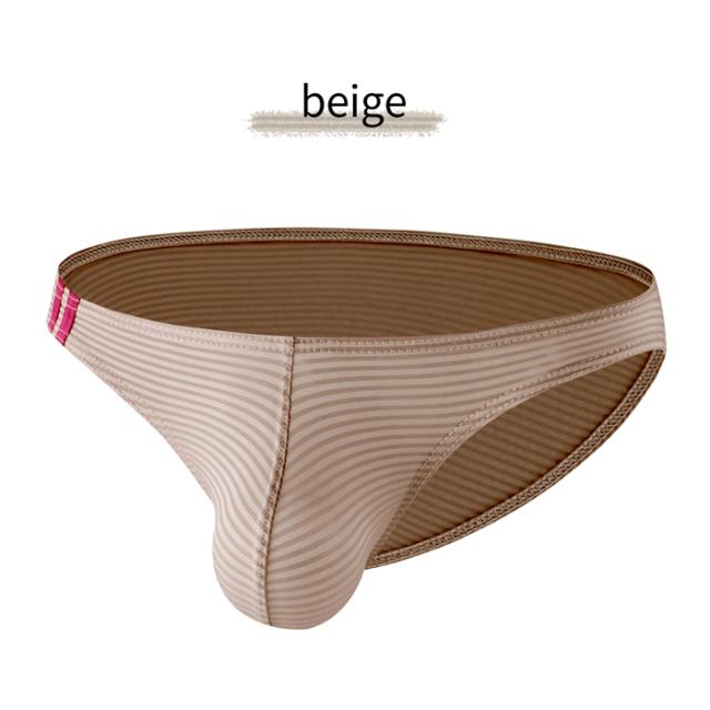 ボーダーでさりげなく魅せる、メンズビキニブリーフ