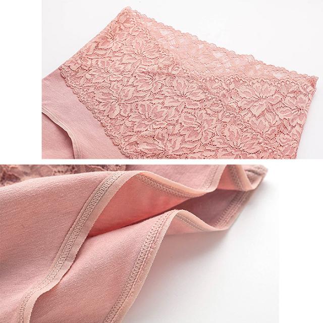 ソフトな感じにお腹を引き締めるエレガントハイウエストショーツ