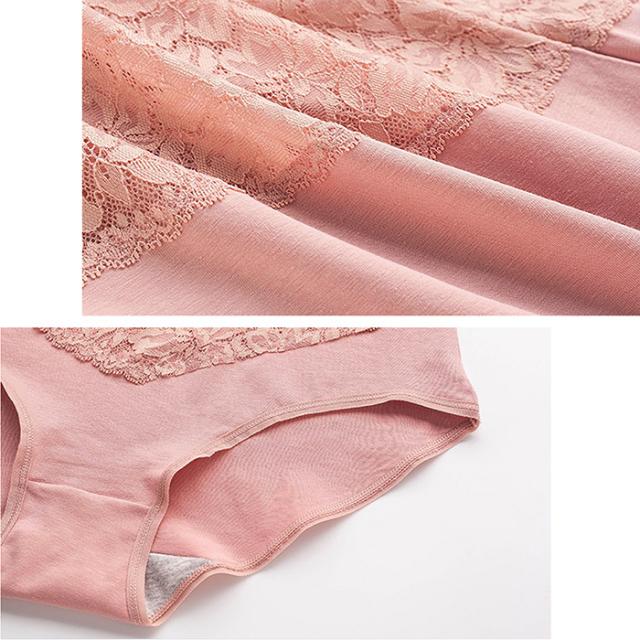 ソフトな感じにお腹を引き締めるエレガントハイウエストショーツ