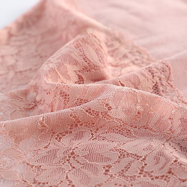 ソフトな感じにお腹を引き締めるエレガントハイウエストショーツ