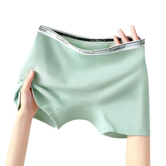 動きやすく、ぴったりフィットするボクサーショーツ