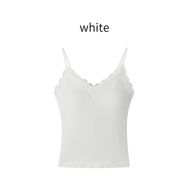 おしゃれも着心地も妥協しない、毎日使えるブラキャミ