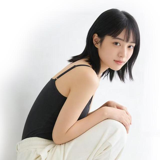 【送料無料】立体カップでラクにきれい サラッと快適ブラトップ