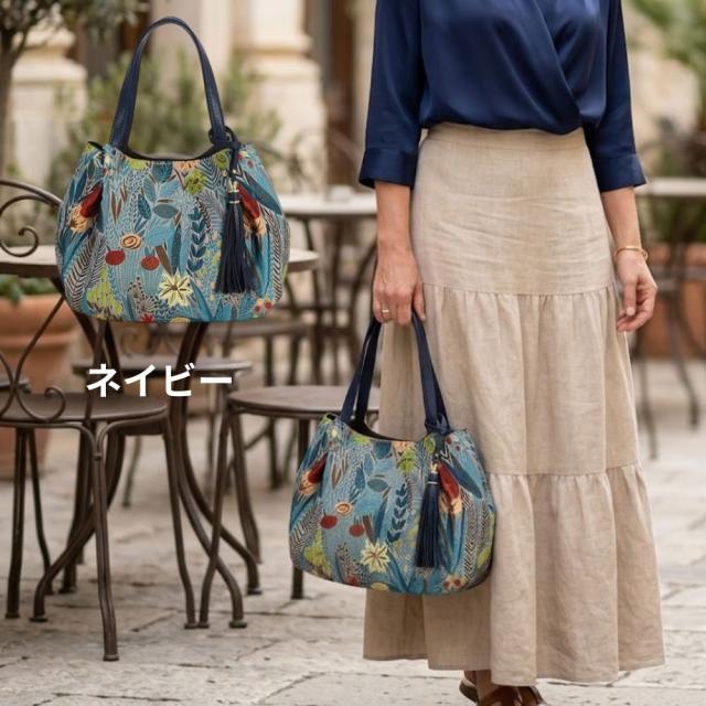 【メートス】植物花柄のおしゃれなバッグ タッセルチャーム付