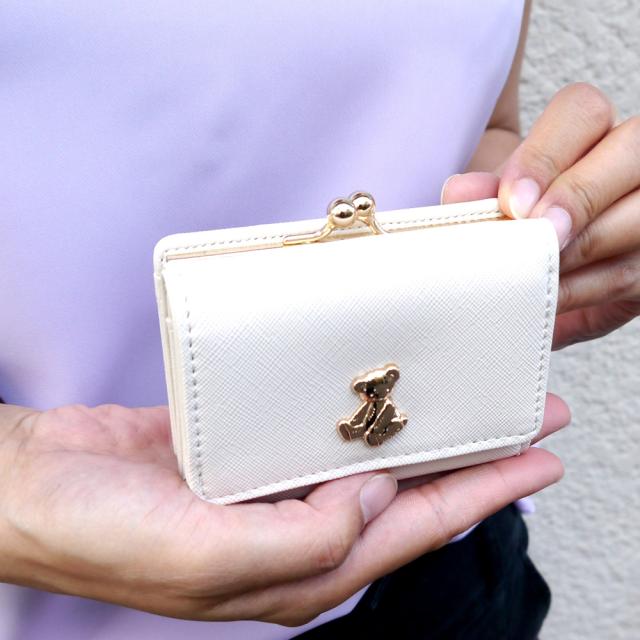 【メール便なら送料無料】 立体的なテディベアのゴールドプレートが可愛い！ がまぐち財布 小銭入れあり お札入れあり カードポケットあり