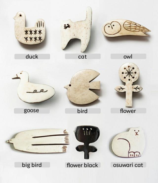 アクシスブローチボーンブローチ水牛bonebrooch北欧ボタニカル鳥花フラワーバードナチュラルホワイトブラックモノトーンおしゃれ可愛いアクセサリーストールクリップクリップaxcis